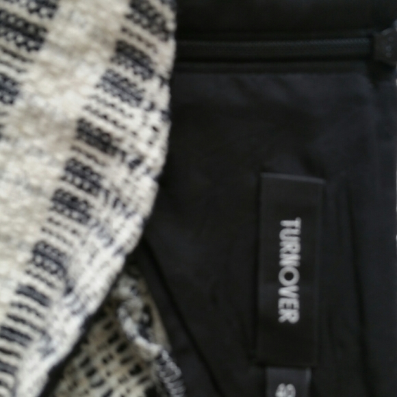 Sweet Handwoven Skirt - Picture 4 of 5